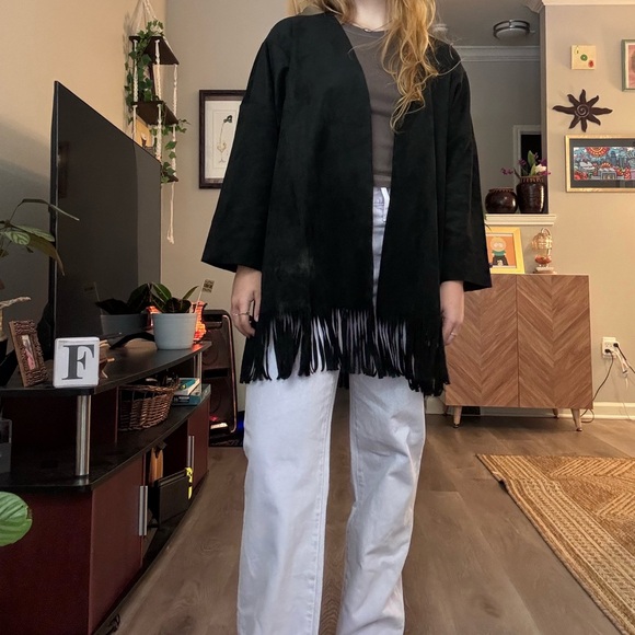 Velvet by Graham & Spencer Black Cardigan with Fringe Details - Picture 4 of 10